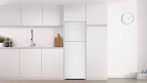 Profilo BD2055WENN Üstten Donduruculu Buzdolabı 186 x 70 cm Beyaz, Total No Frost